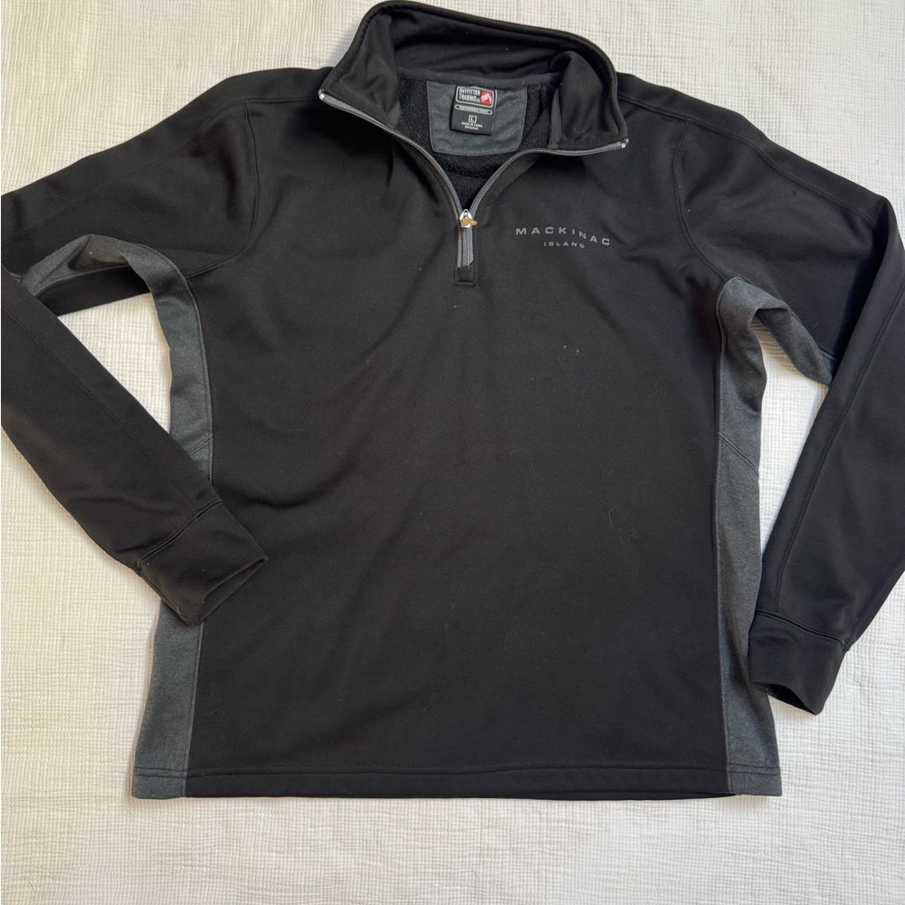 Mackinac Island Zip Up Size L